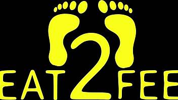 puddin footin around: raven rogue's backstage foot fetish tickle tease