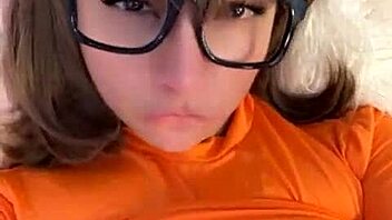 Velma dinkley scooby doo cosplay blowjob with dirty talk 😈💦