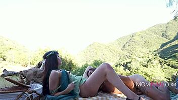 🌿 milf forest keeper spoons wet big tits cosplay lover 😏🍃