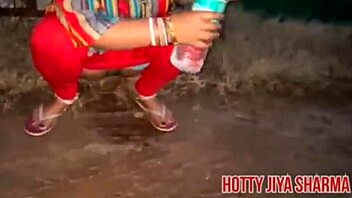 Desi beauty rides boyfriend passionately in outdoor bliss