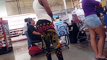 Busty Leggings Babe Caught Candidly in Part 2!