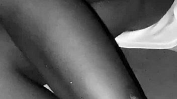 Homemade Gosh's Tight Pussy Close-Up Watch