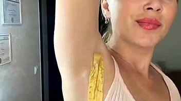 Sugarnadya teases armpits with horny waxing fetish closeup