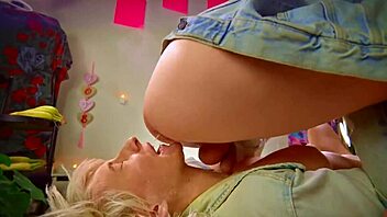 ever tried the craziest extreme rimjob with whipping?