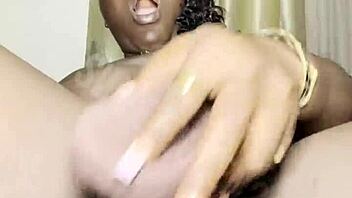 big dildo forces endless creamy squirts from my wet pussy!