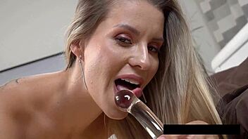 Lucky Bee Slides Wet Puffy Pussy Lips on Glass