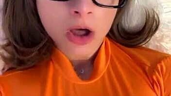 Velma dinkley scooby doo cosplay blowjob with dirty talk 😈💦