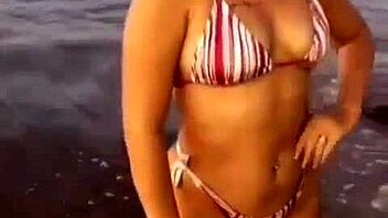 hey sexy body girl show off that amateur solo tease
