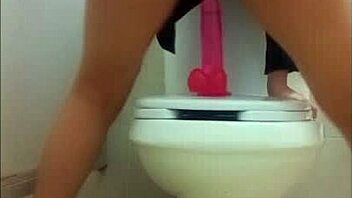 I sent my boyfriend this sexy dildo orgasm video