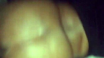 granny begs for hot cumshot all over her eager pussy