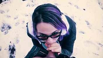 PUBLIC BLOWJOB IN SNOWY CITY PARK FROM HOT NERDY TEACHER