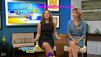 alessandra villegas live tv upskirt oops sexy panties 😱👗🔥