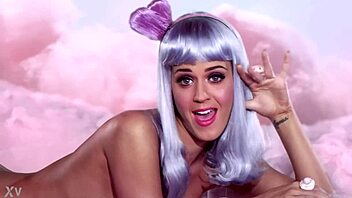 katy perry bares sexy feet completely naked