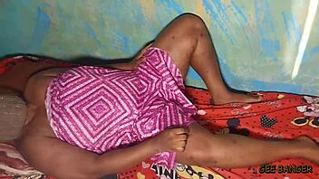 curvy ebony queen gets banged by muscular stud