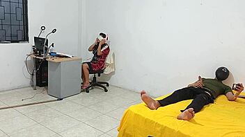 wanna see me jerk off while she watches so close? tease me back...