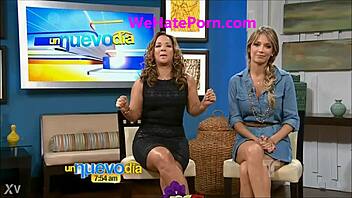alessandra villegas live tv upskirt oops sexy panties 😱👗🔥