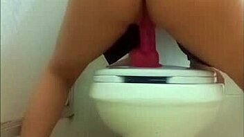 I sent my boyfriend this sexy dildo orgasm video