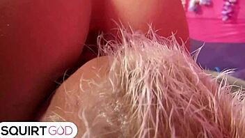 siri dahl's juicy cunt squeezes dan's fingers tight during wild fingering session 🔥💦