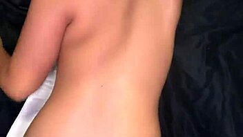18yo thai teen fucked hard huge creampie closeup!