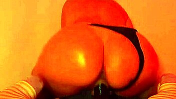 Juicy Ass Pounds Black Cock