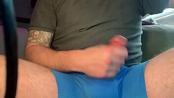 Stroke session ends with massive cumshot
