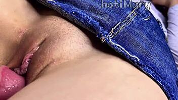 Close-Up Shaved Pussy Fuck Ends with Creampie Inside