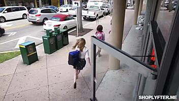 officer jack vegas busts satine summers nikki slick hiding jewels in saris