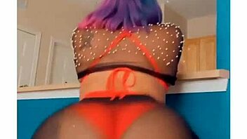 voyeur milf's erotic big ass shakes 😈🍑