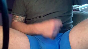 Stroke session ends with massive cumshot