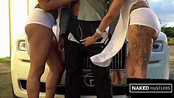 two sexy ebony babes suck big black cock in miami 😍🍆