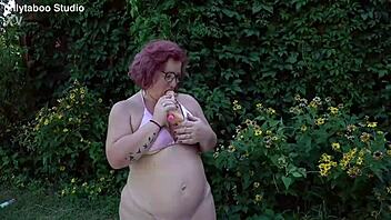 fat milf's huge ass pounded hard outdoors by monster cock