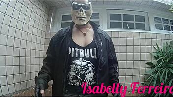 Leo Skull, wanna crossdress with me?