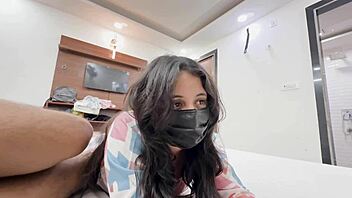 Hot Indian babe rides cock hard in homemade home fuck