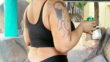 voyeur milf's erotic big ass shakes 😈🍑