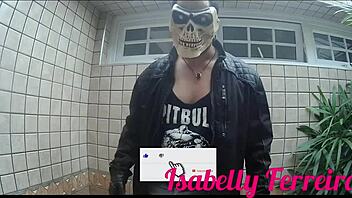Leo Skull, wanna crossdress with me?