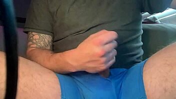 Stroke session ends with massive cumshot