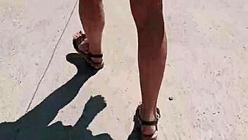 milf flashes her nude ass publicly on busy street