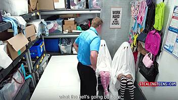 im slutty girl gettin HARD PUNISHED fer halloween flashin strangers