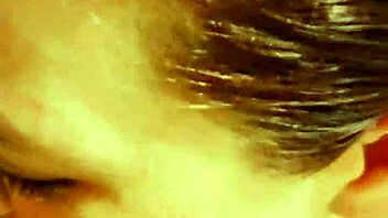 suckin' that dick straight outta the shower!