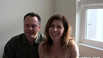 andy and kity tease with silver submissive tongues