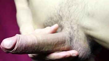 💦 thick muscular cock throbs and leaks precum during intense solo pump 💪