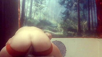 tranny 881 rides huge dildo on her ass... you like this shemale cock show? 😈🍑