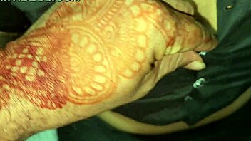 debor vabi's homemade curves tease in sexy dress play