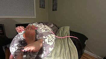 ceo tickles and licks secretary's sexy nylon soles full video