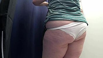 chubby milf's big ass squeezes into tight leggings voyeur closeup