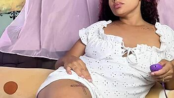 chubby ebony rips massive farts on couch with cereal