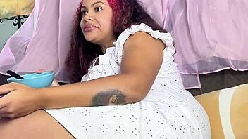 chubby ebony rips massive farts on couch with cereal