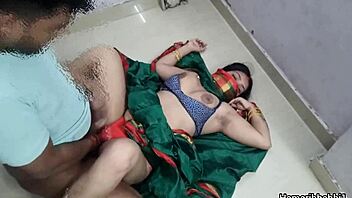 hot indian bhabhi fucked hard in pink silk saree