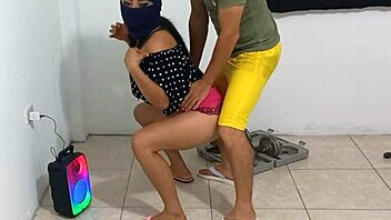 finally living my fantasy watching my hot latina milf neighbor doing acrobatics then flirting for steamy gym sex