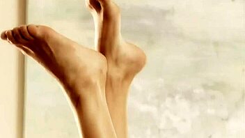 Asian Milf Endures Intense Anal Kamasutra Pounding